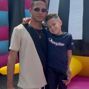 Meet your Posher, Luis